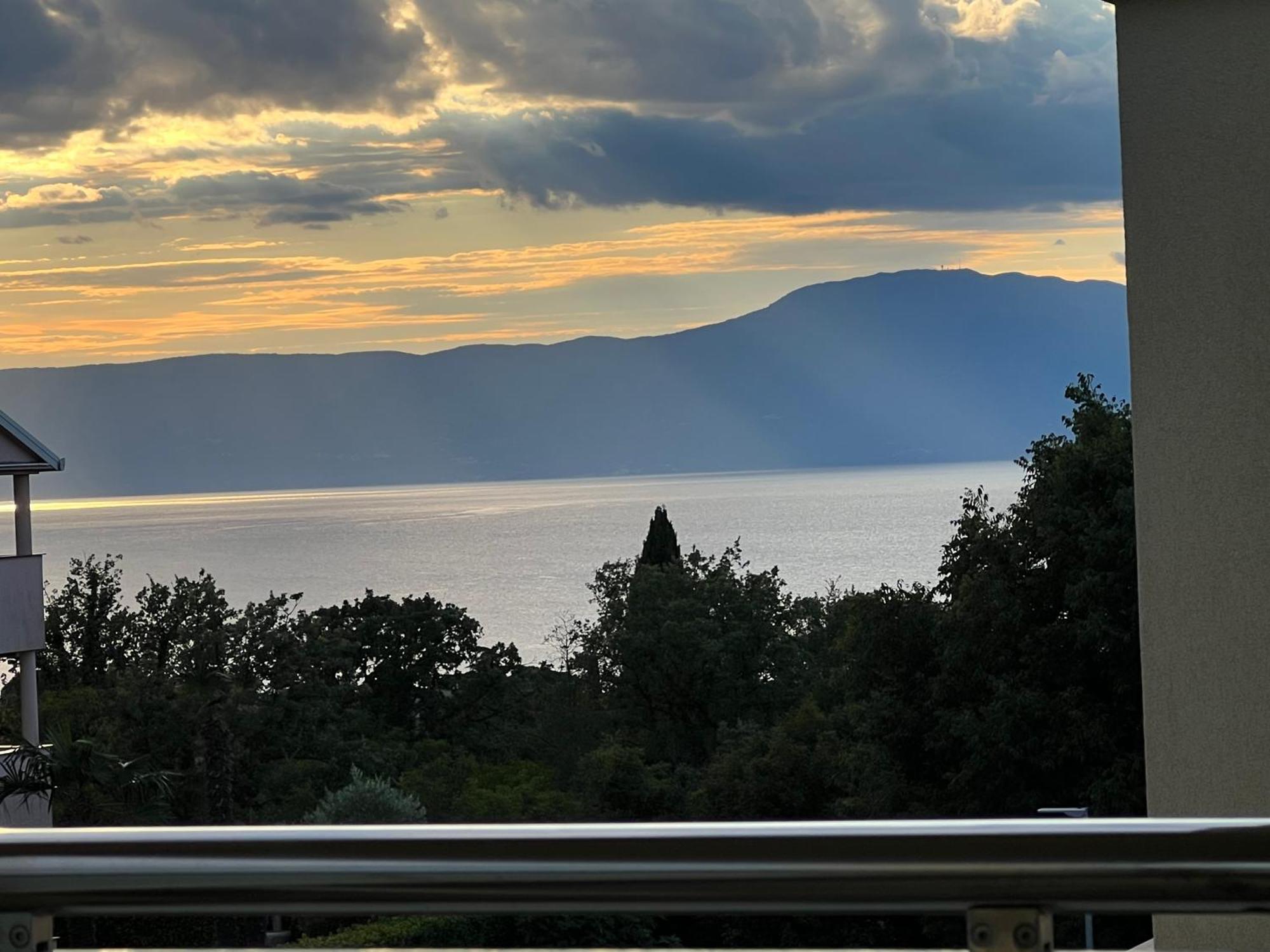 Apartman Sven マリンスカ エクステリア 写真